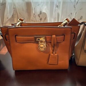 Michael Kors Hamilton Traveler